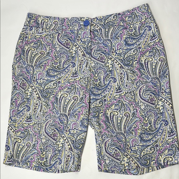 Talbots Pants - TALBOTS Women’s size 4 Blue Purple  Paisley Print Shorts.